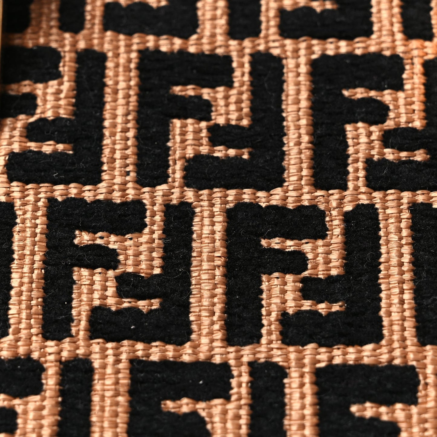 Fendi Raffia Chenille Vitello King Plexiglass Micro FF Mini By The Way Top Handle Boston Bag Naturale Black