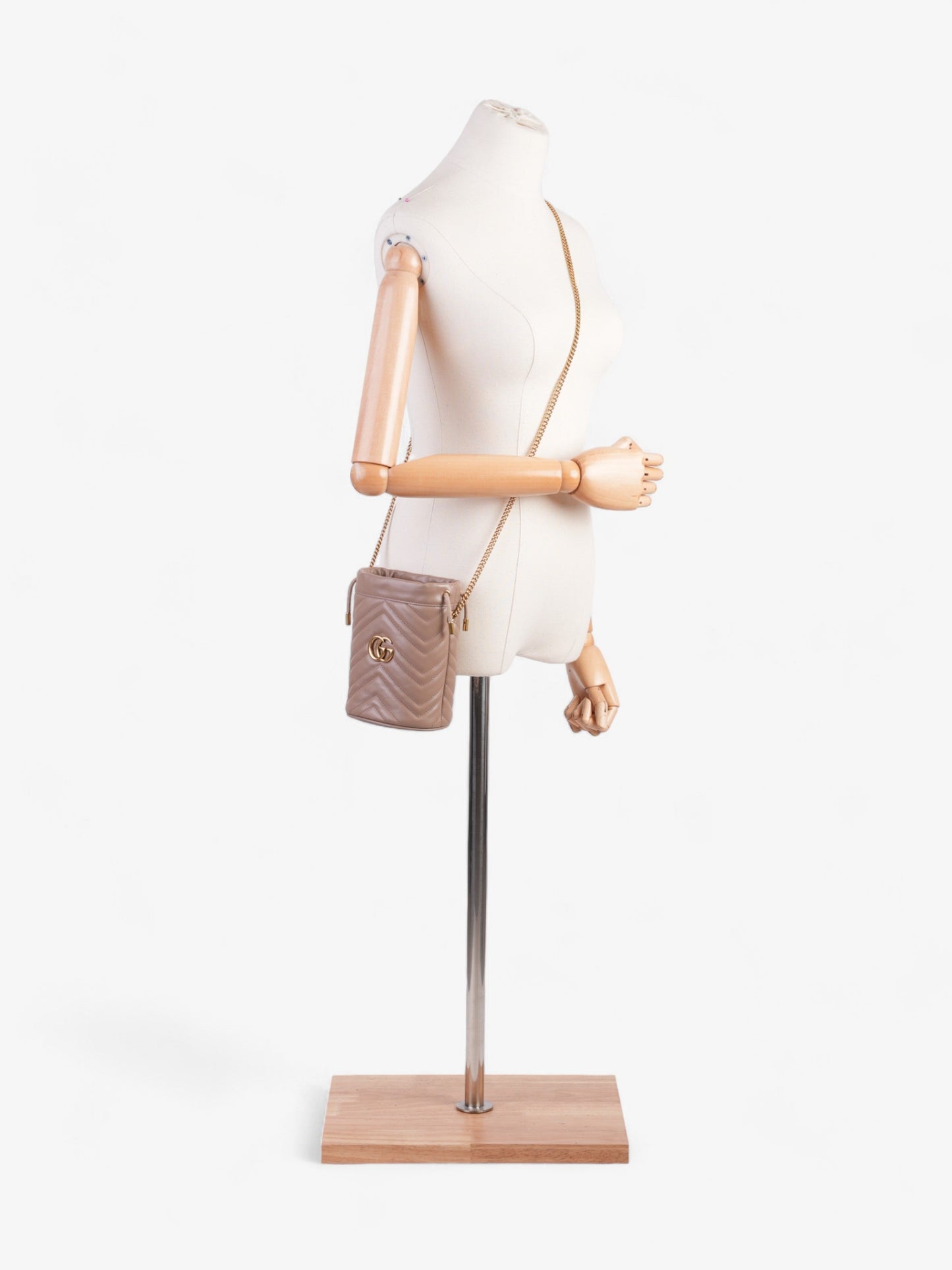 Gucci GG Marmont Bucket Bag Dusty Pink Matelasse Leather Mini