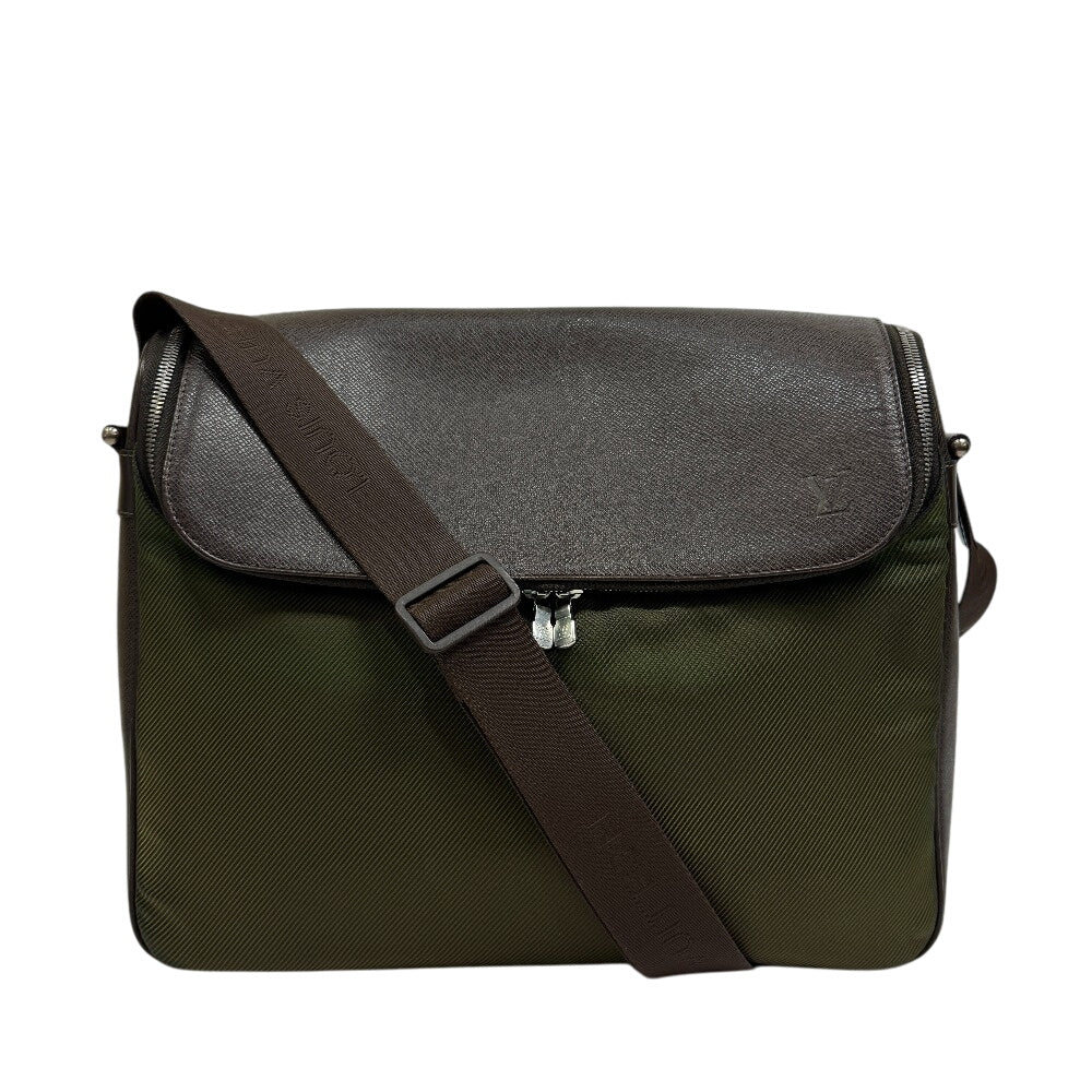 LOUIS VUITTON Shoulder Bag M30868 Nylon, Leather Khaki green Shoulder Bag Taiga Thai meal mens