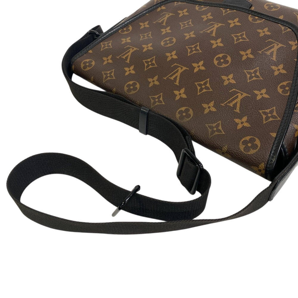 LOUIS VUITTON Shoulder Bag Ｍ45557 leather Brown Monogram Magnetic messenger