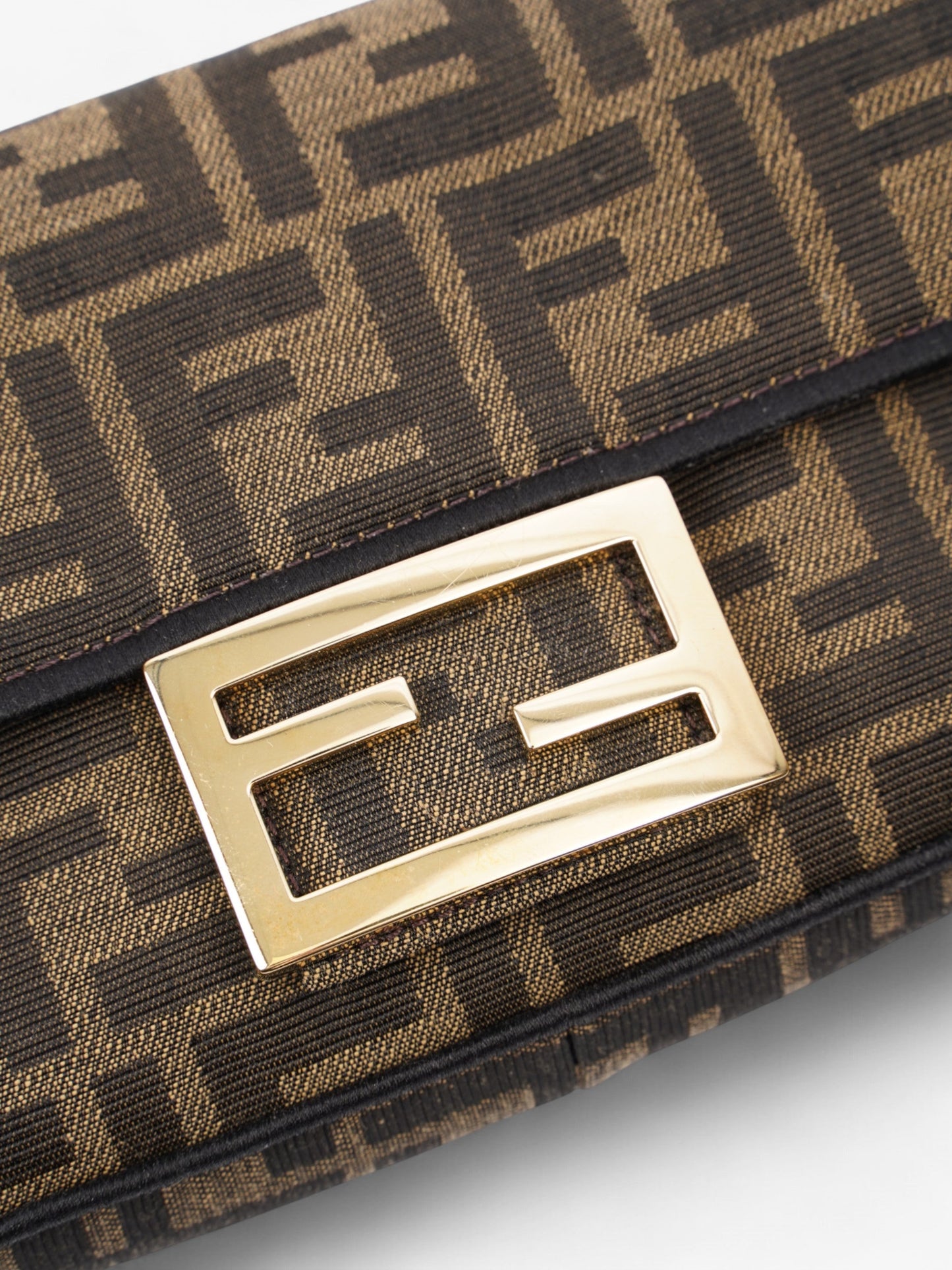 Fendi Baguette Shoulder Bag - Ewore Bags