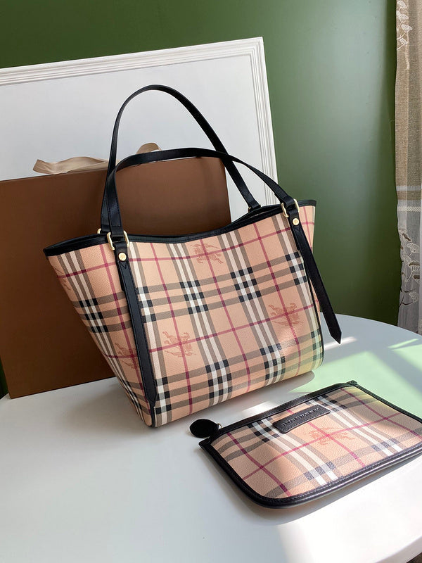 Burberry Clutch Bag - Ewore Bags