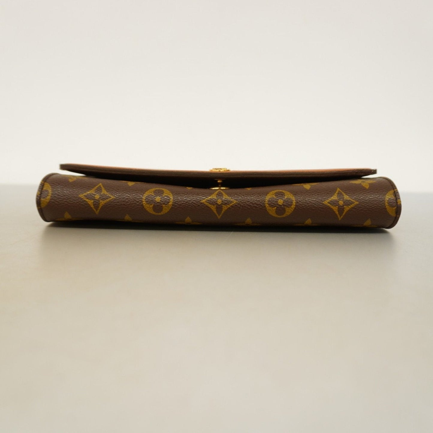 Louis Vuitton  Shoulder Bag