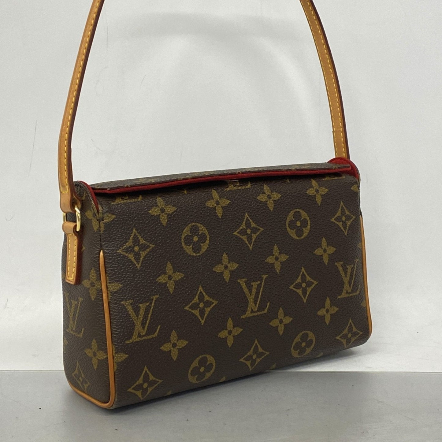 Louis Vuitton  Handbag