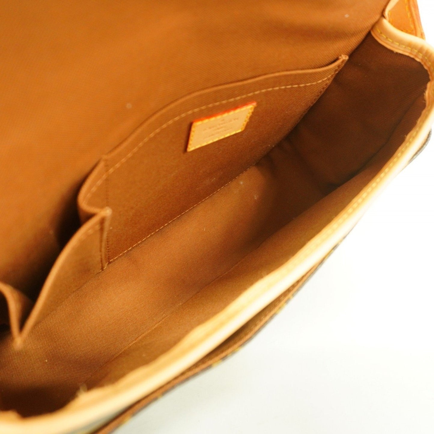 Louis Vuitton  Shoulder Bag