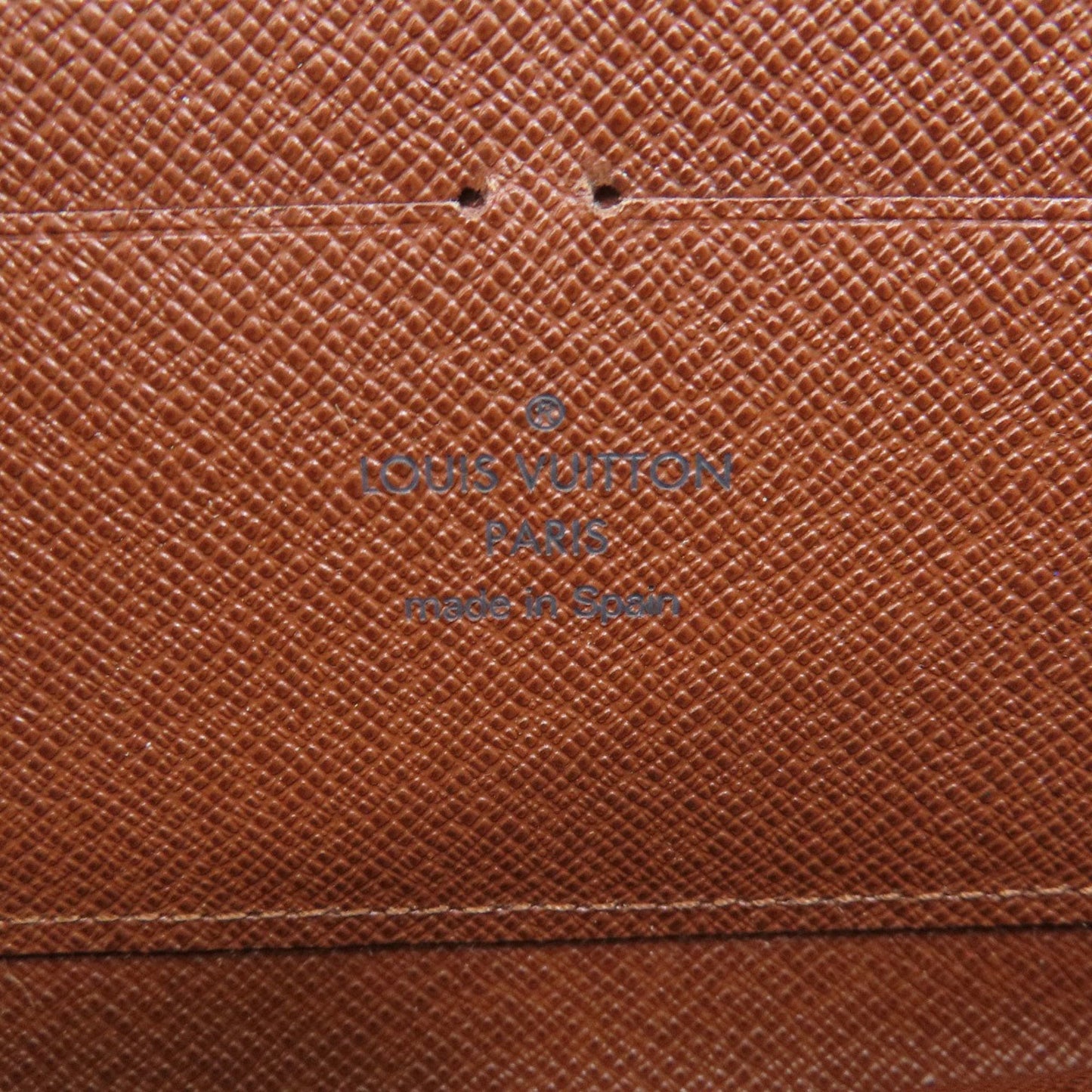 Louis Vuitton   Long Wallet (Bi-Fold)