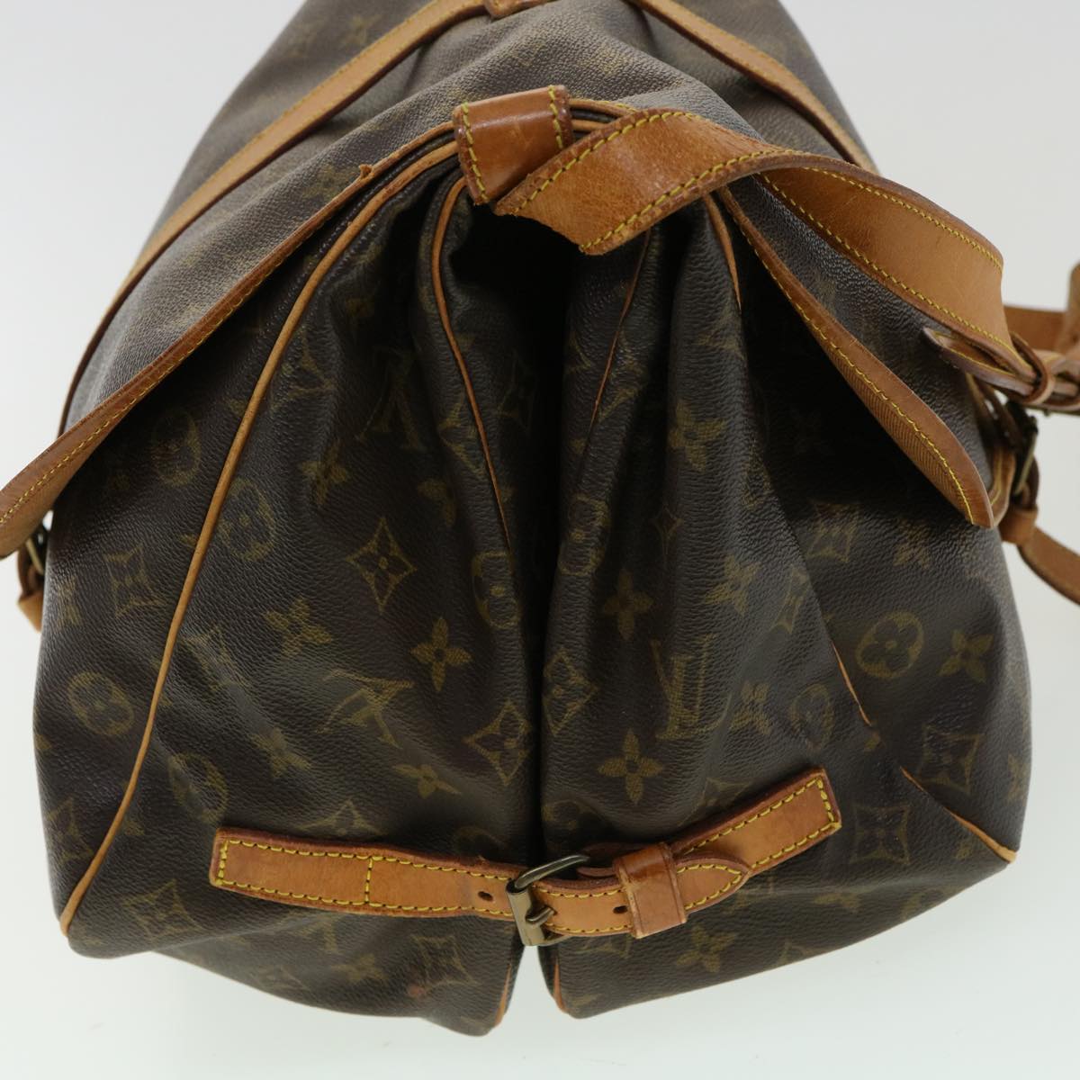 LOUIS VUITTON Monogram Saumur 35 Shoulder Bag LV Auth am3305