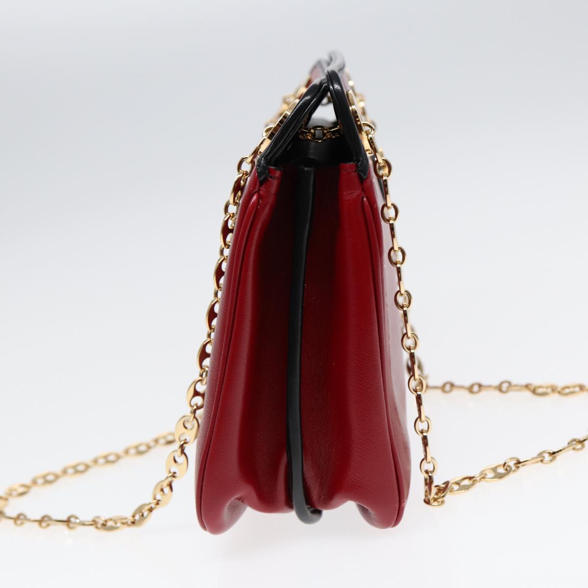 Gucci Chain Leather Shoulder Bag