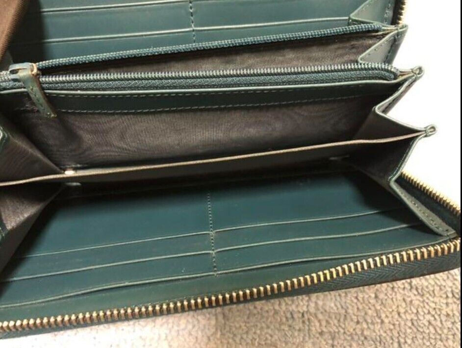 Gucci Sega Long Wallet Round Zip Green