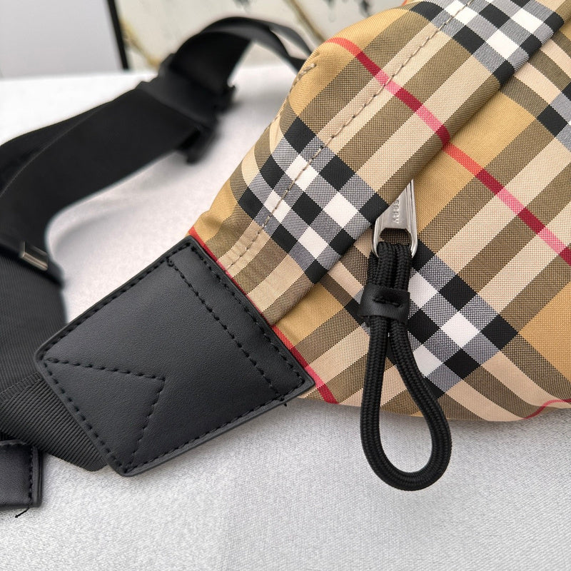 Burberry Clutch Bag - Ewore Bags
