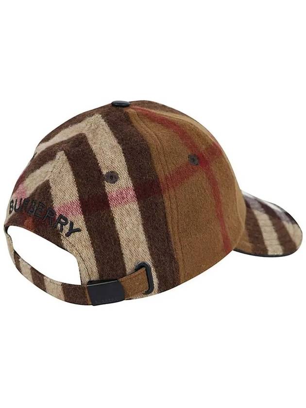 Luxury Burberry House Check Wool Ball Cap Brown