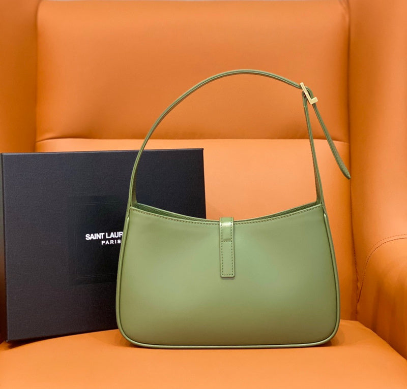 Yves Saint Laurent - Bags - 240