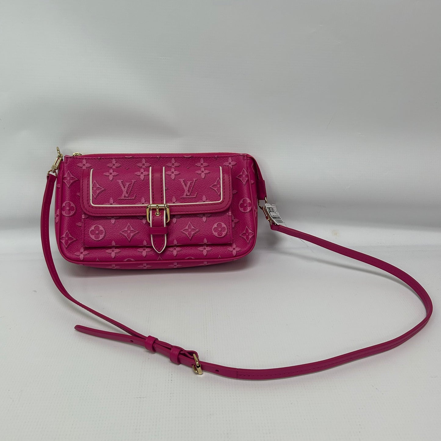 Handbag Luxury Designer By Louis Vuitton Size: Medium