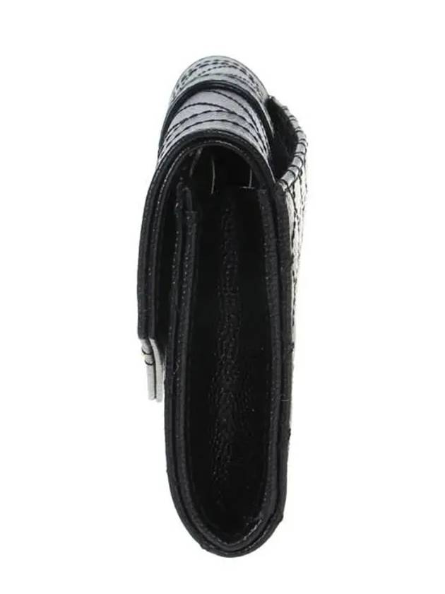 Luxury Saint Laurent Trending 2025 Matelasse Monogram Envelope Small Half Wallet Black