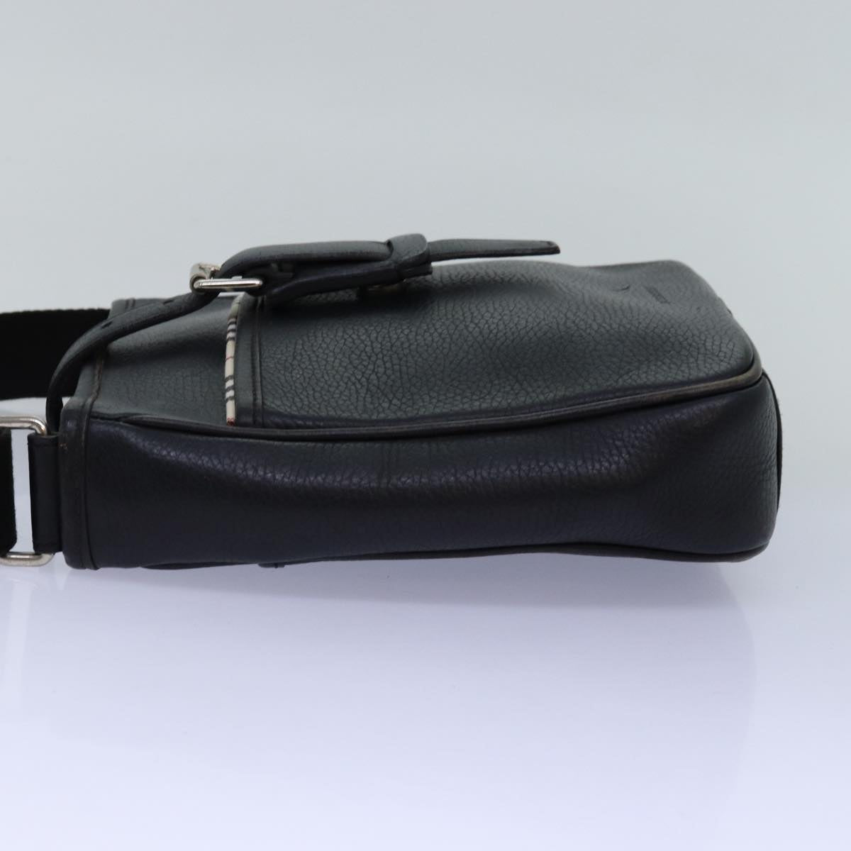 Luxury Burberry Shoulder Bag Leather Black Auth bs14162