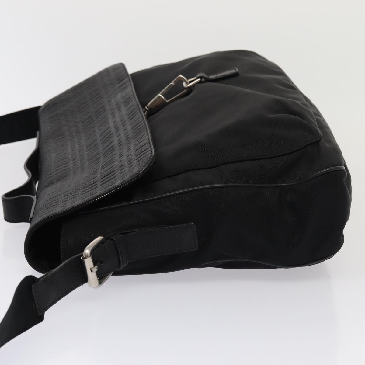 Burberry Handbag - Ewore Bags