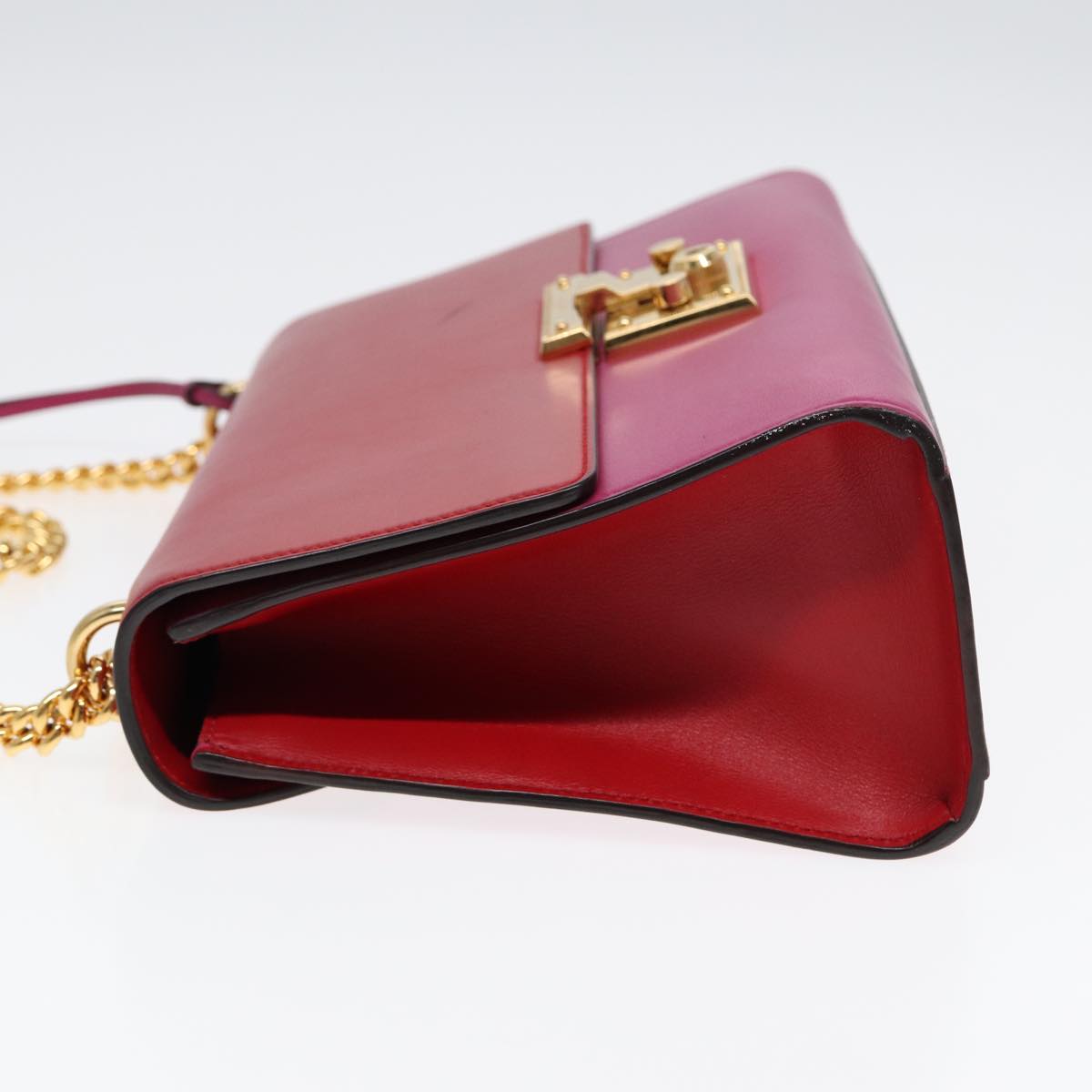 Gucci Chain Leather Shoulder Bag