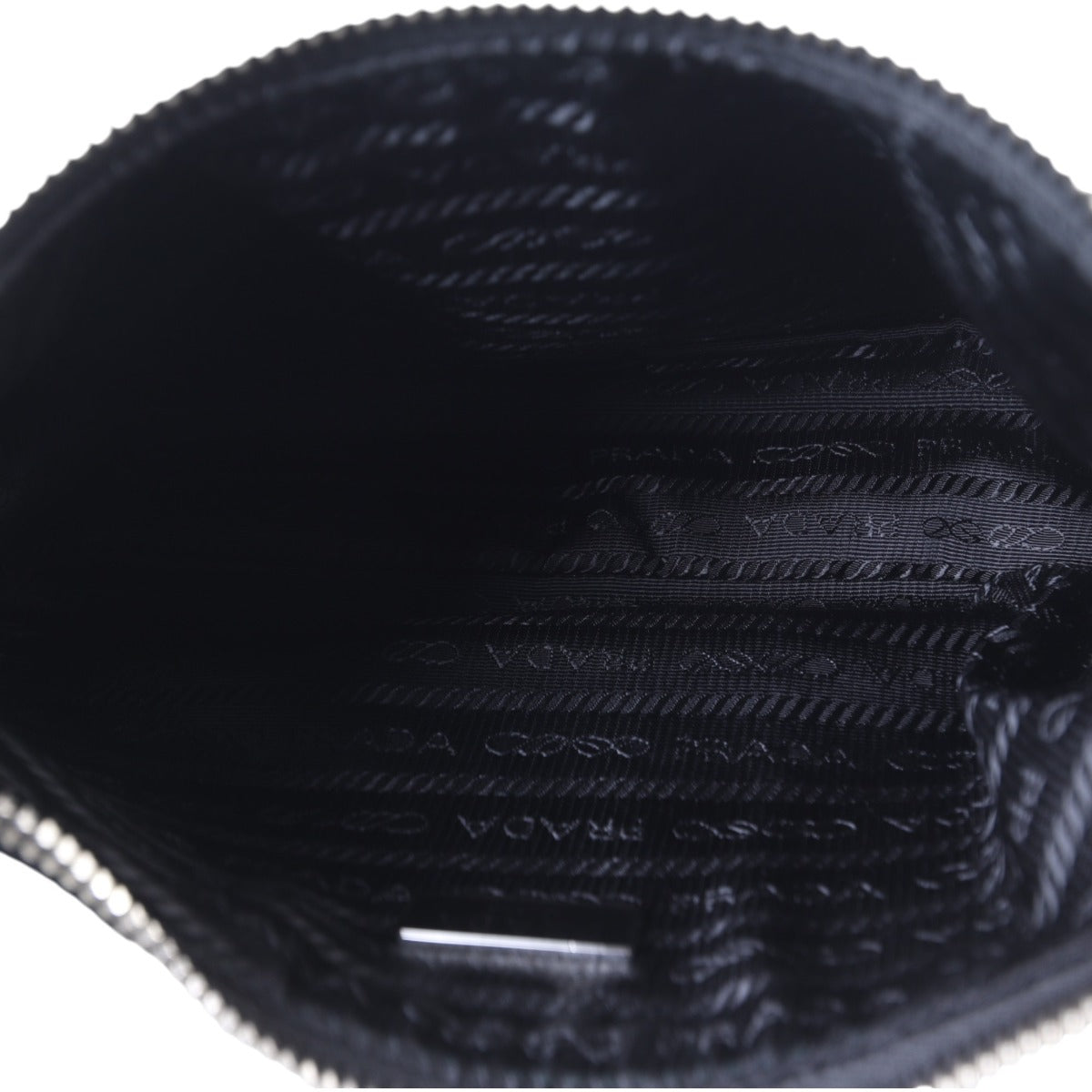 Prada Re-Edition 2005 Tessuto Shoulder Bag