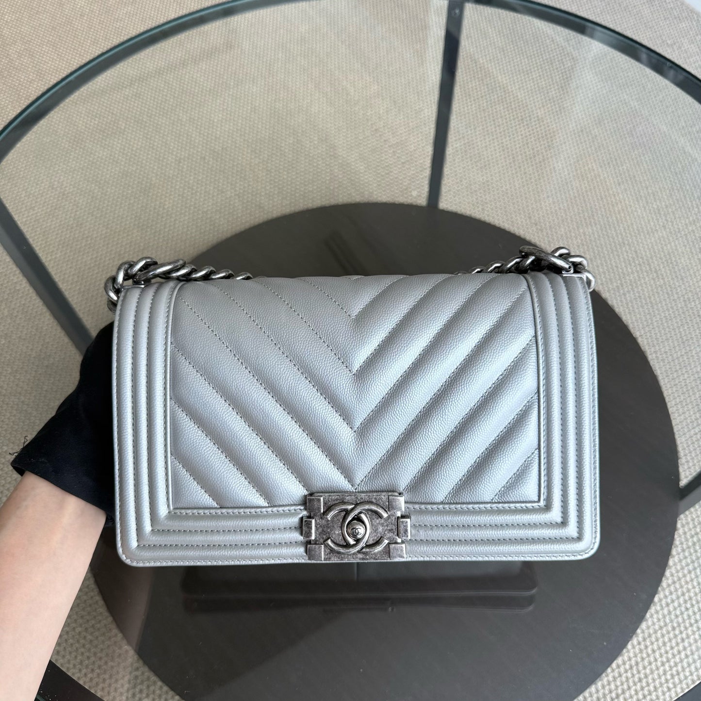 Chanel Medium Handbag - EworeBags