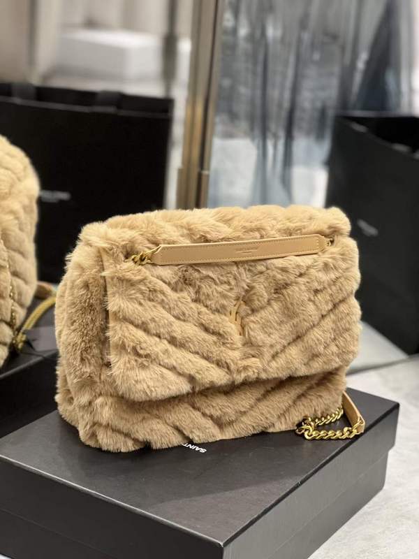 Yves Saint Laurent Day Polished Handbag