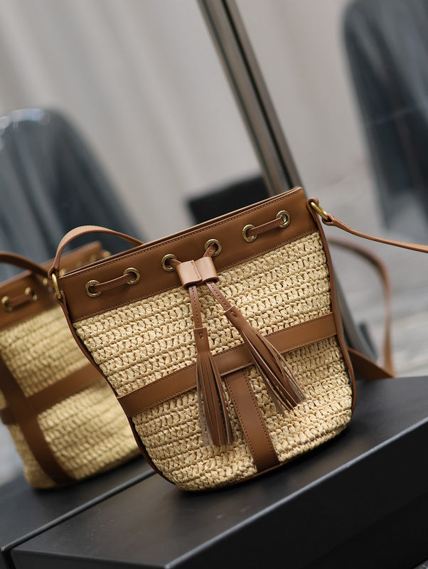Yves Saint Laurent Atelier Modern Handbag