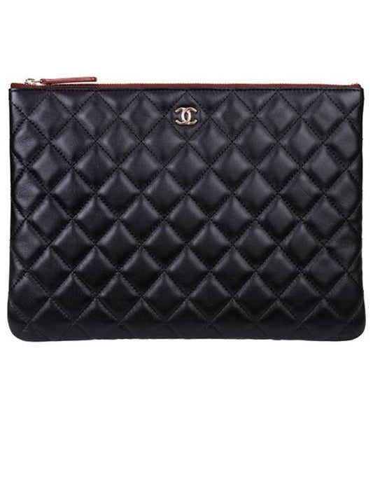 Chanel Medium Clutch - Ewore Bags