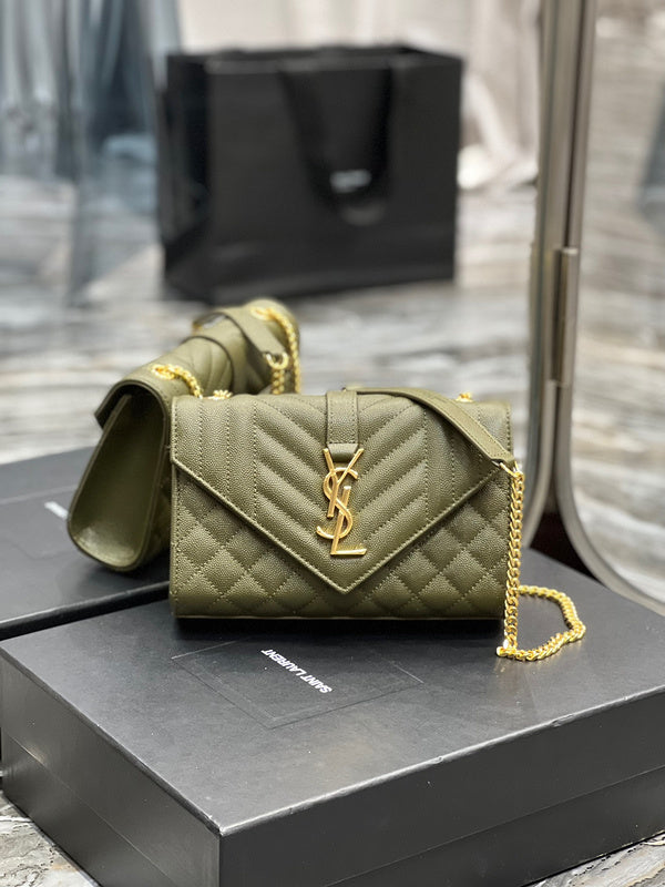 Yves Saint Laurent Atelier Signature Handbag