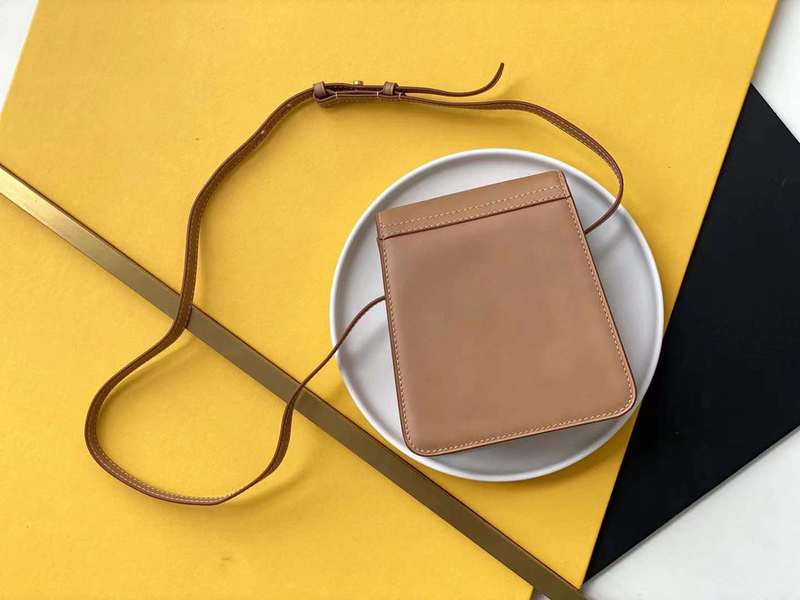 Yves Saint Laurent City Modern Handbag
