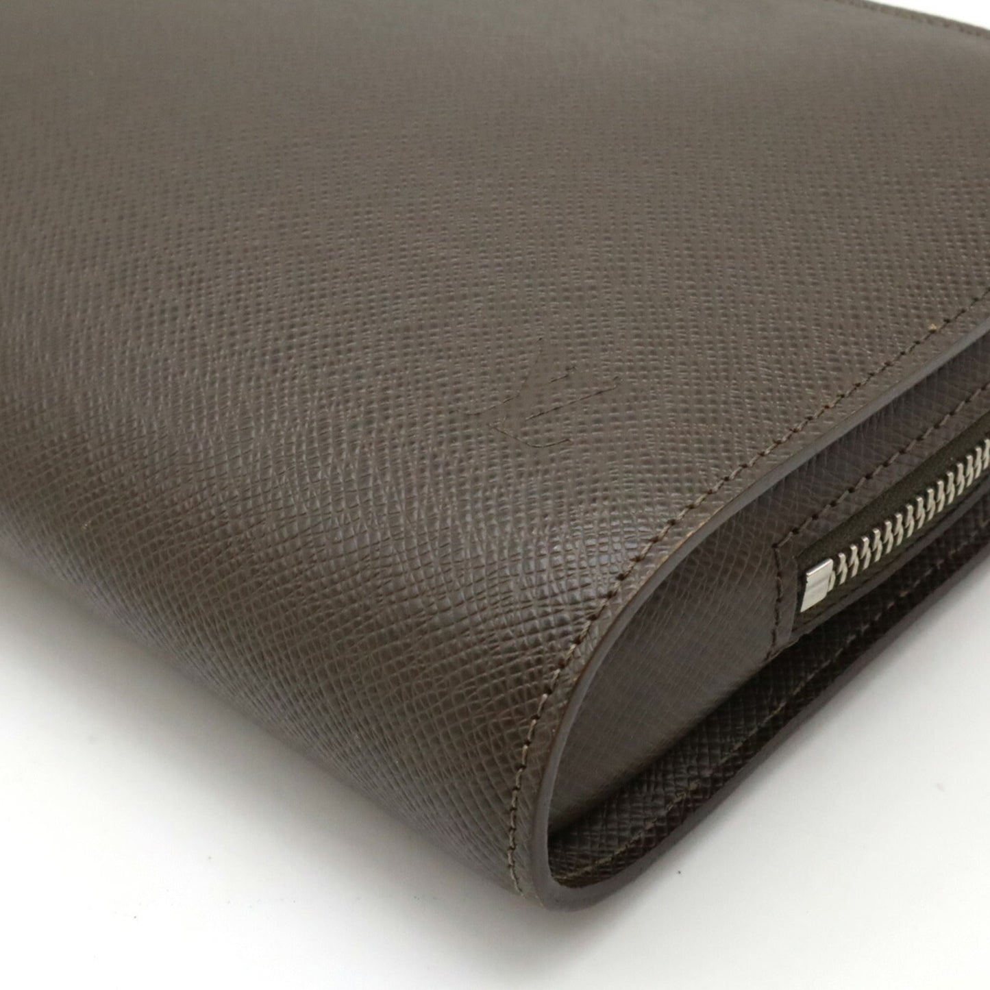 Louis Vuitton Grizzly Leather Clutch Bag Handbag