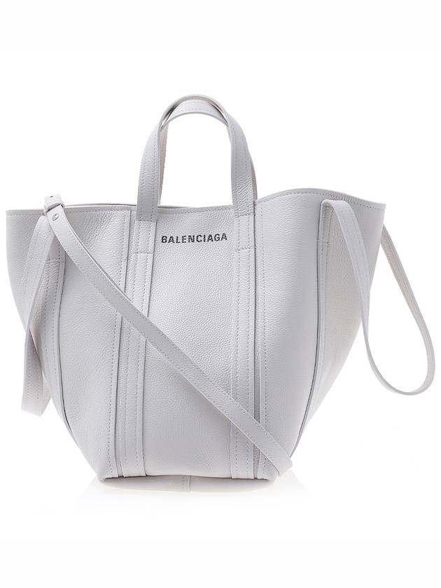 Luxury Balenciaga Trending 2026 Calfskin Everyday Tote Bag White
