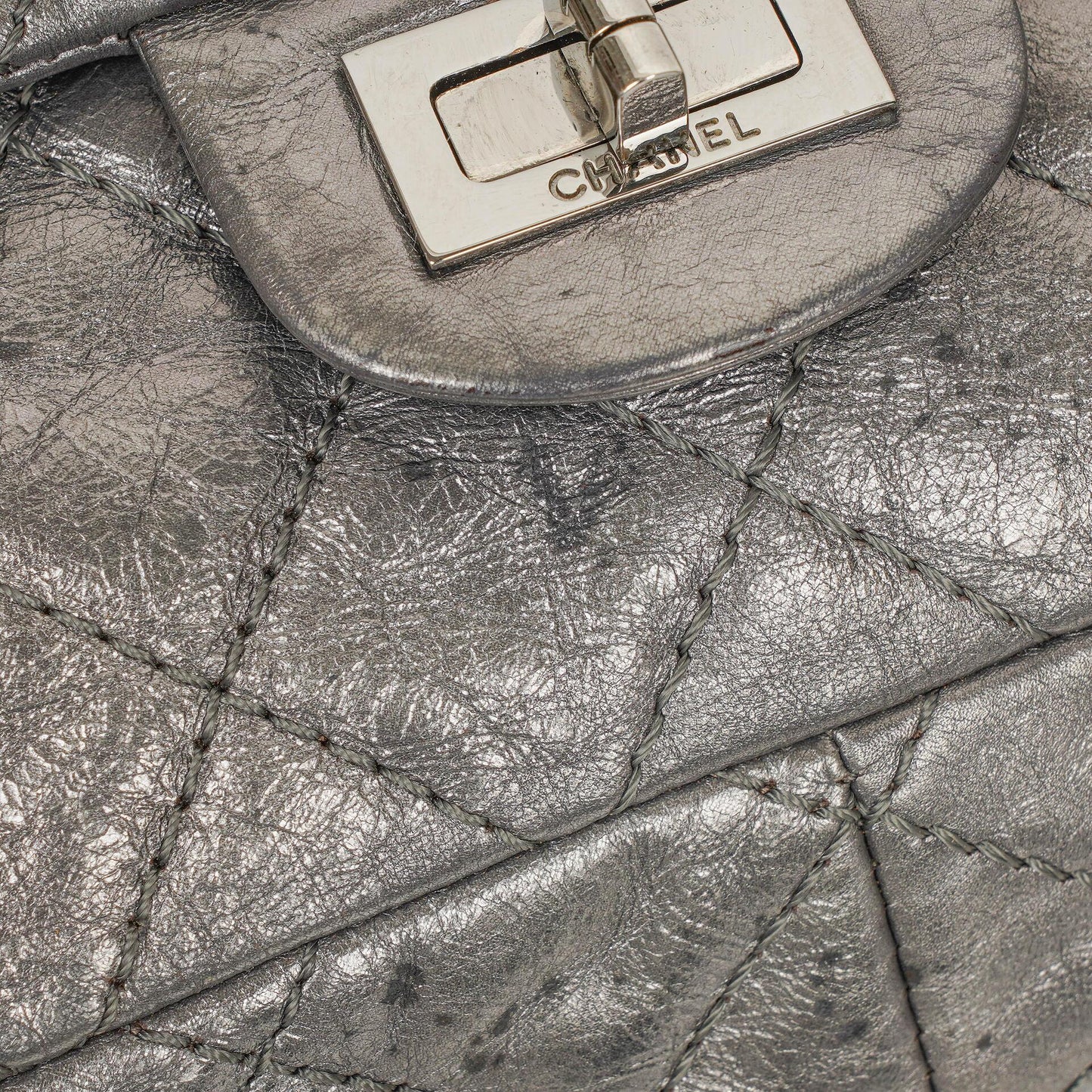 Chanel 2.55 Reissue Metallic Crey Calfskin 226 Flap Bag