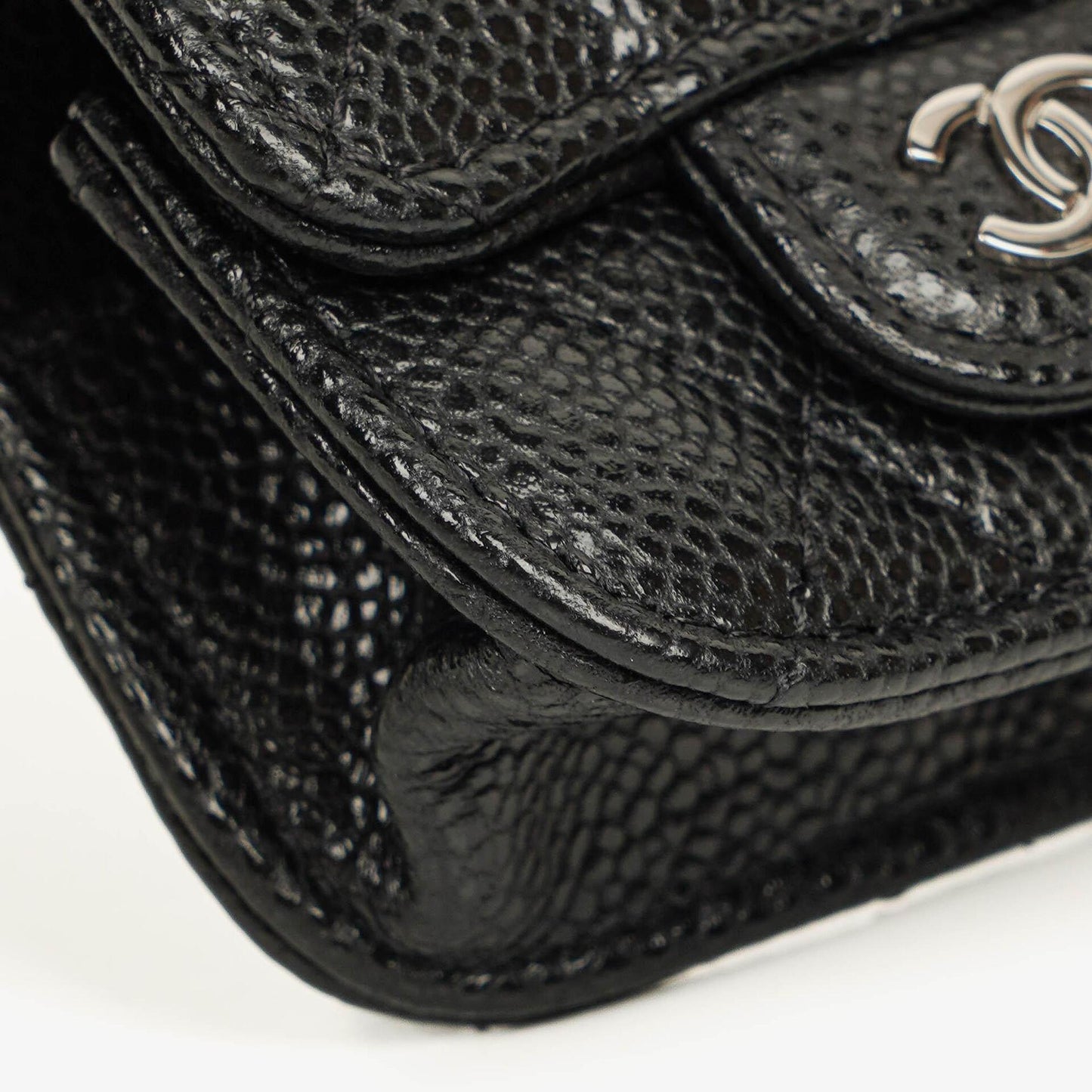 Chanel Airpods Pro Case In Black Caviar Quilted Leather With Silver-Tone Hardware