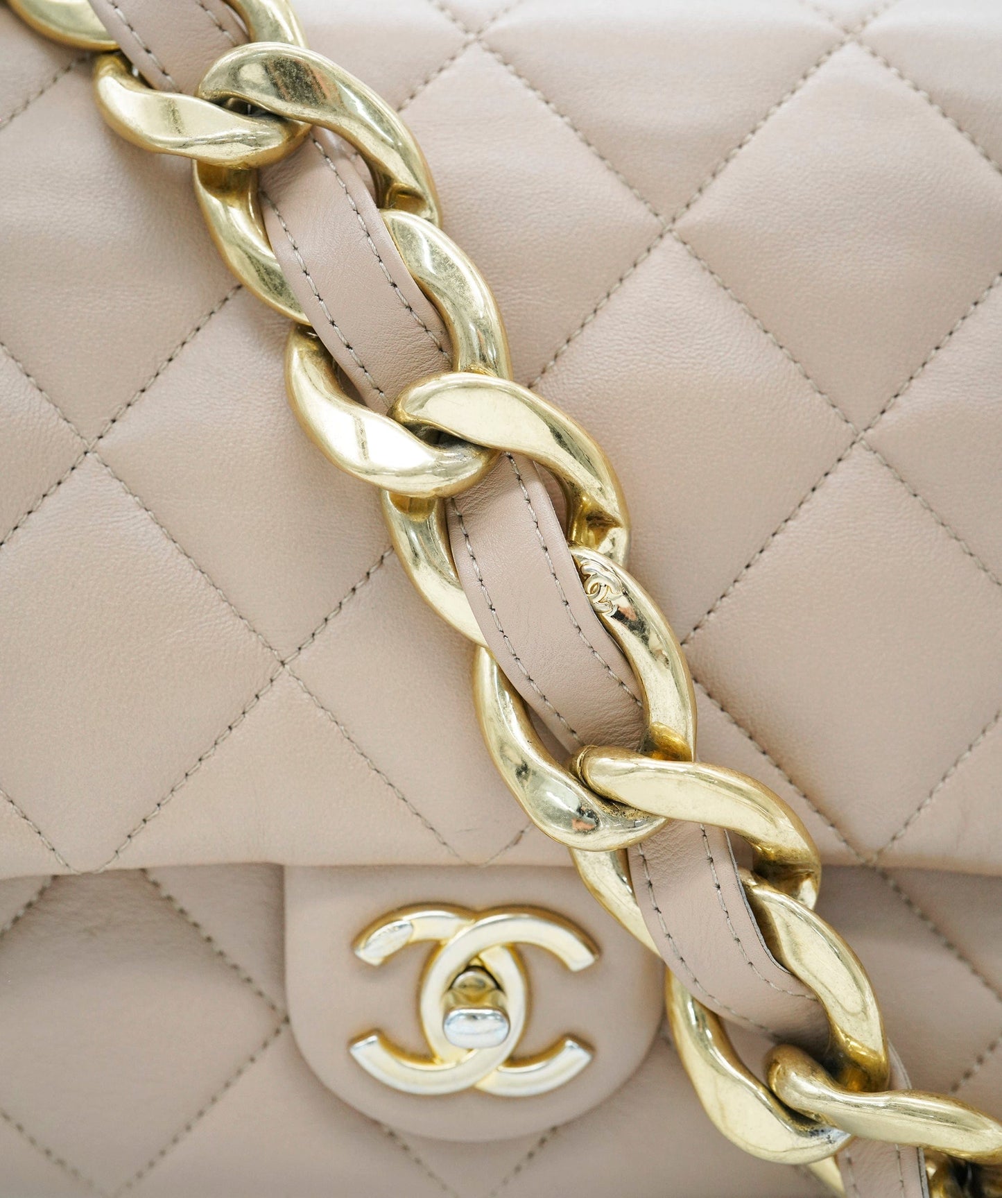 Chanel Shoulder Bag - Ewore Bags