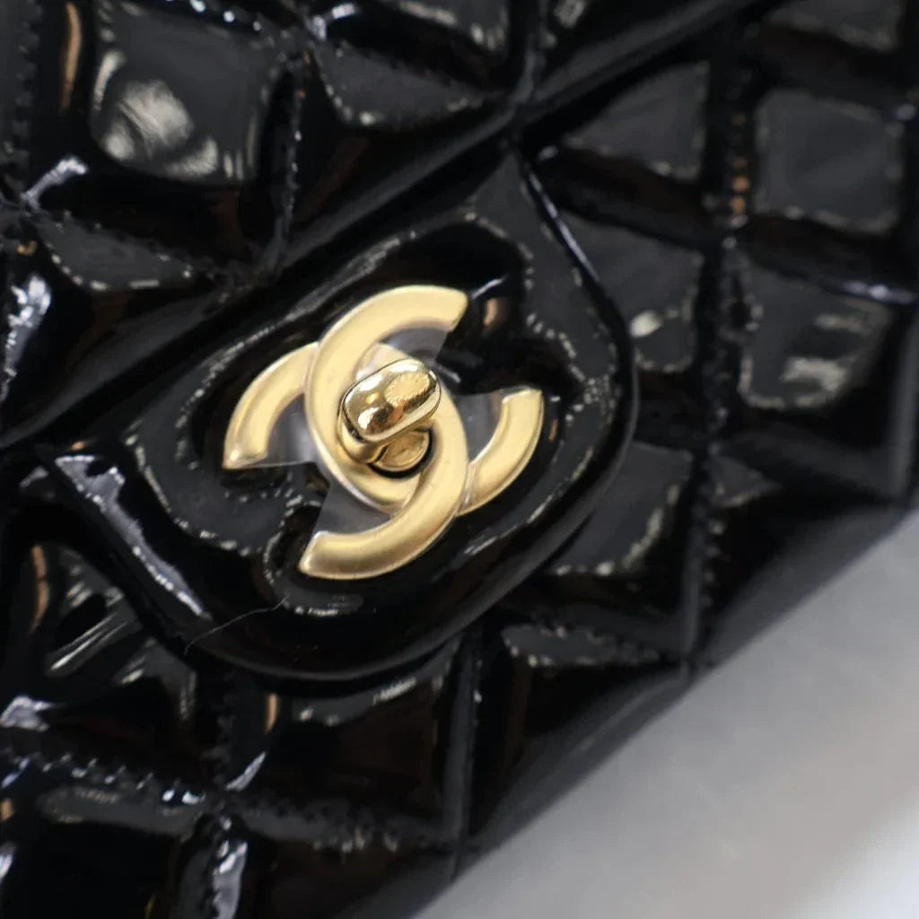 Chanel Classic Flap Shoulder Bag - Ewore Bags