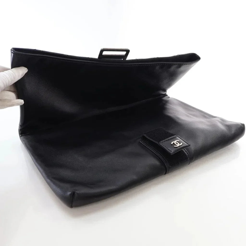 Chanel Clutch - Ewore Bags