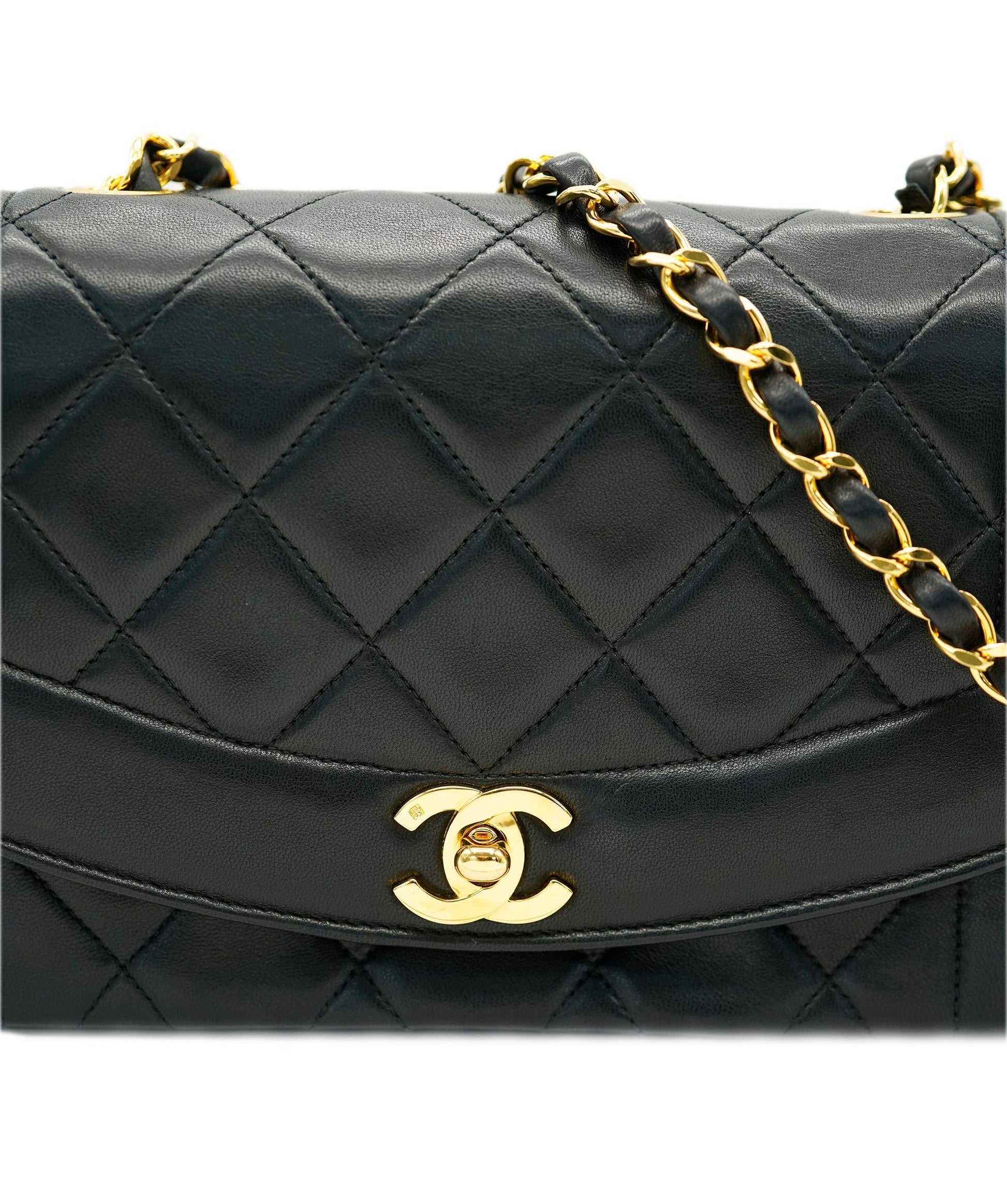Chanel Shoulder Bag - Ewore Bags