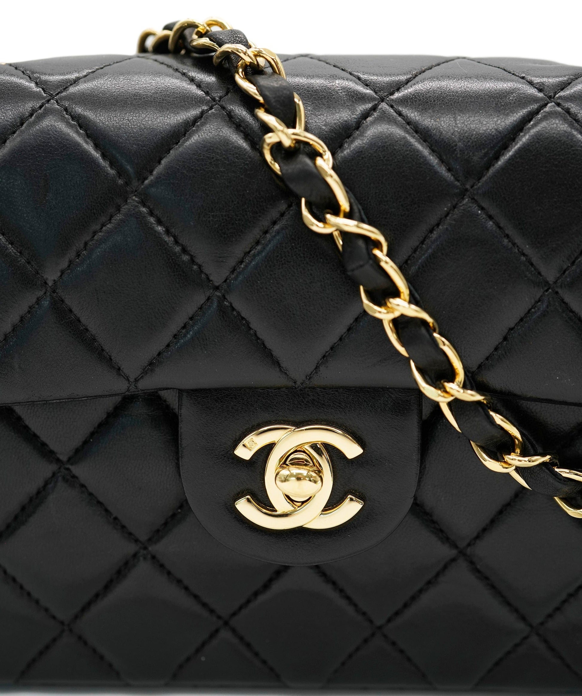 Chanel Shoulder Bag - Ewore Bags