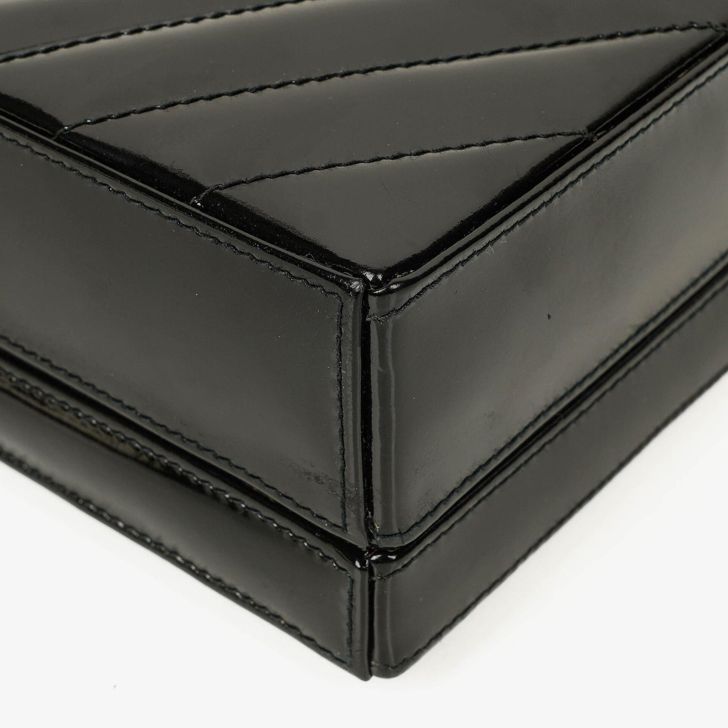 Chanel Black Chevron Quilted Patent Leather Vanity Case Box Bag
