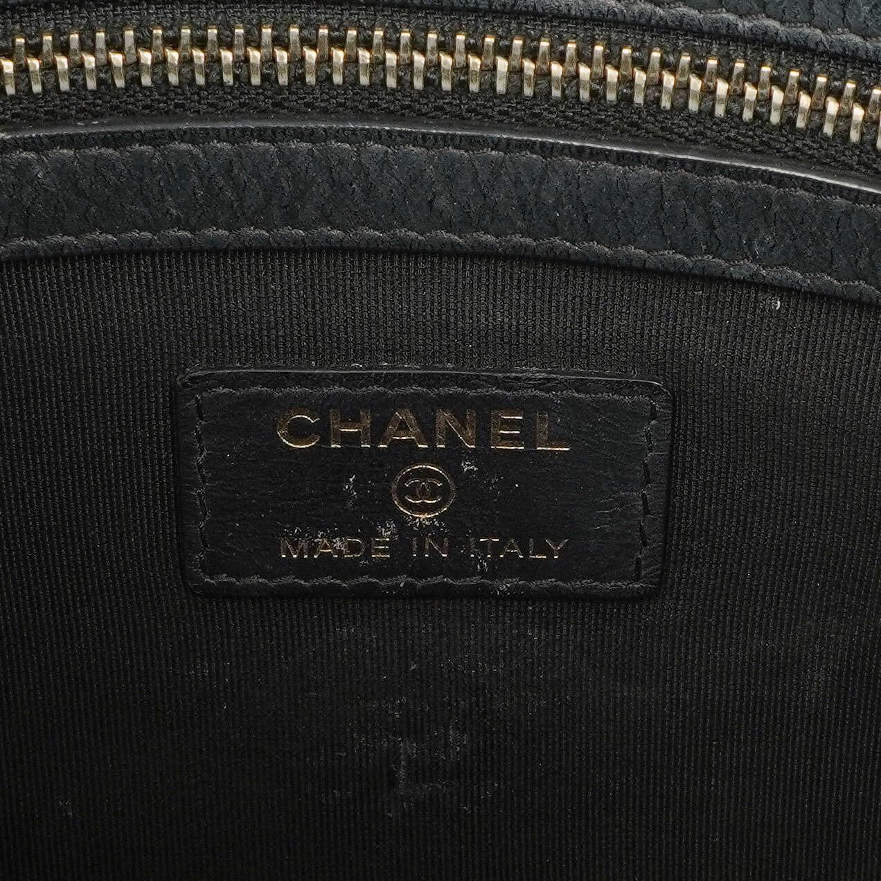 Chanel Black Quilted Leather Caviar Boy Medium Clutch