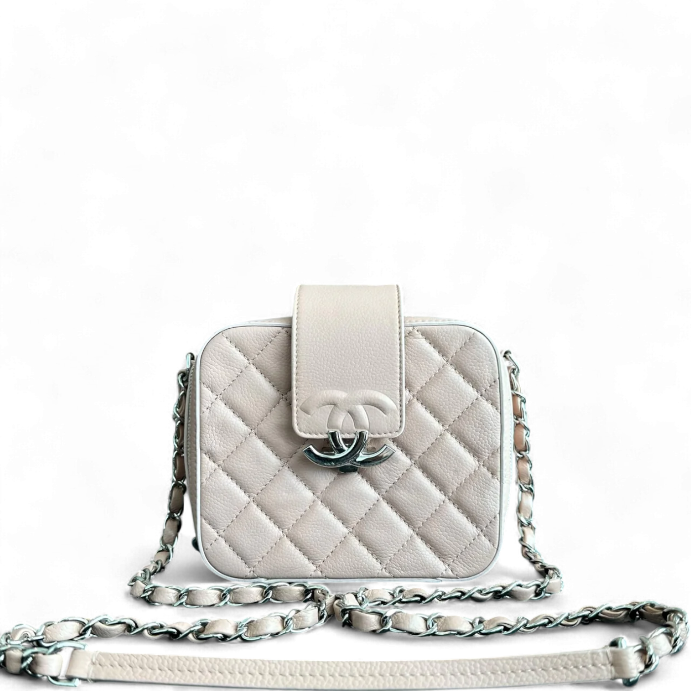 Chanel Handbag - EworeBags