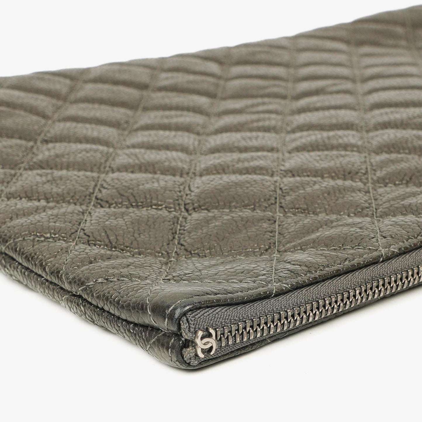 Chanel Boy Cosmetic Case Large Metallic Caviar Quilted