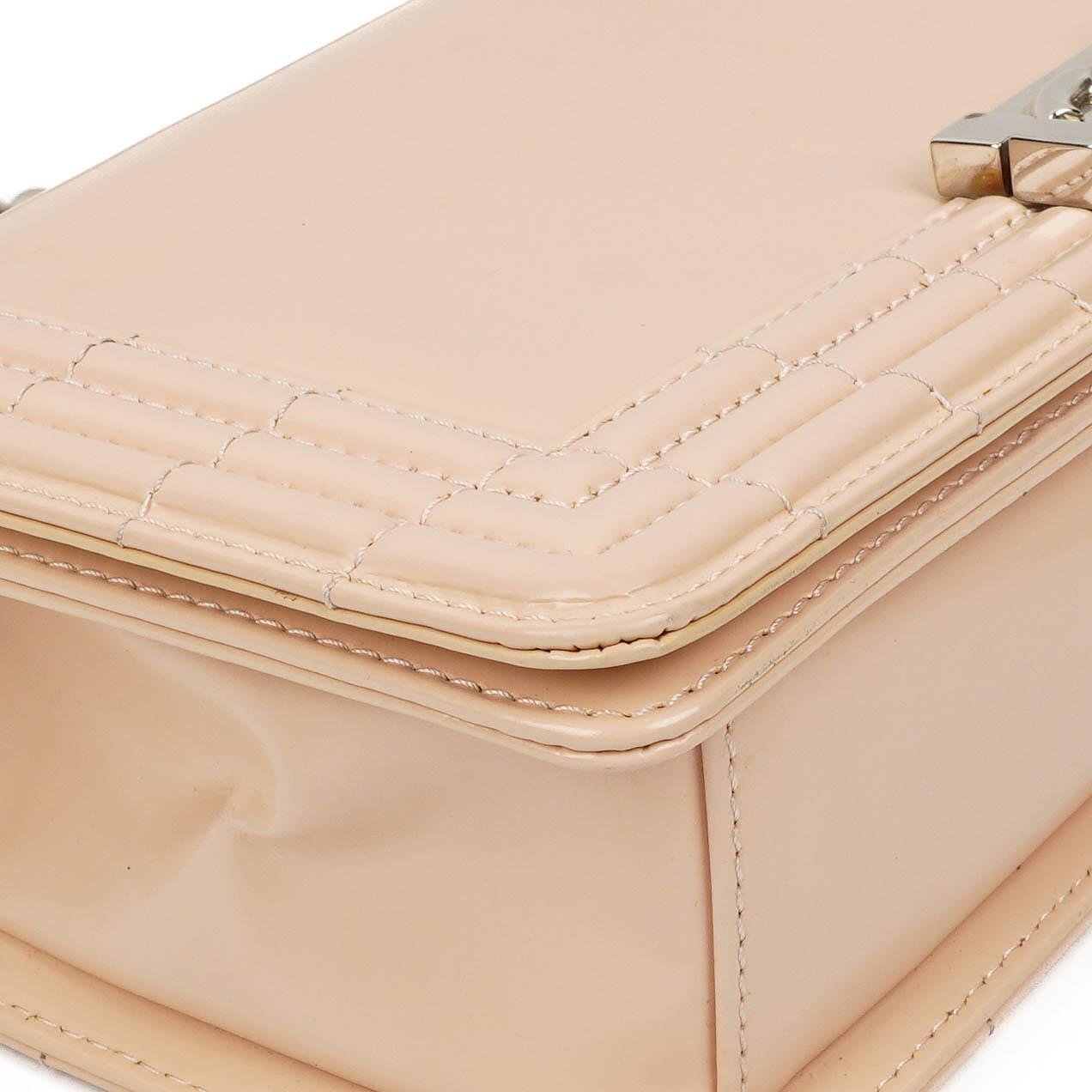 Chanel Boy Flap Bag in Beige Patent Leather