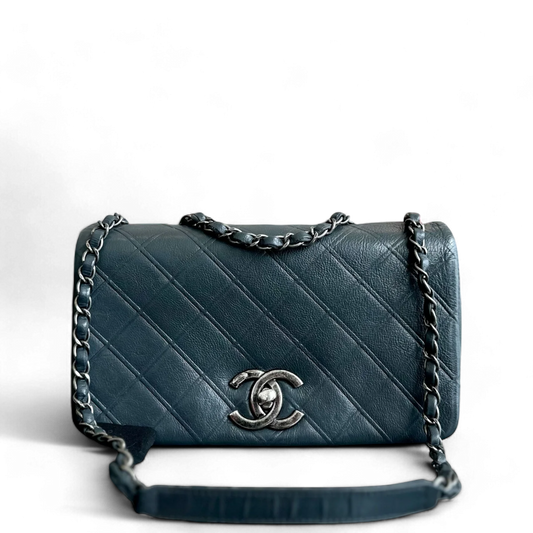Chanel Shoulder Bag - EworeBags