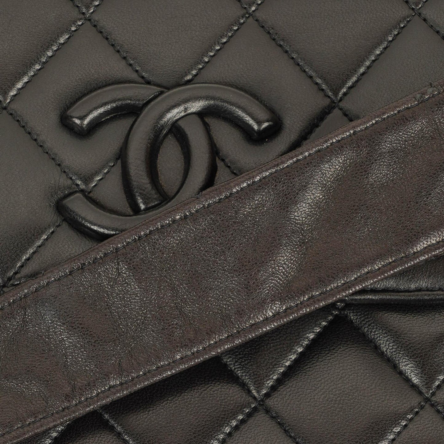 Chanel CC Black Quilted Lambskin Crossbody Messenger Bag