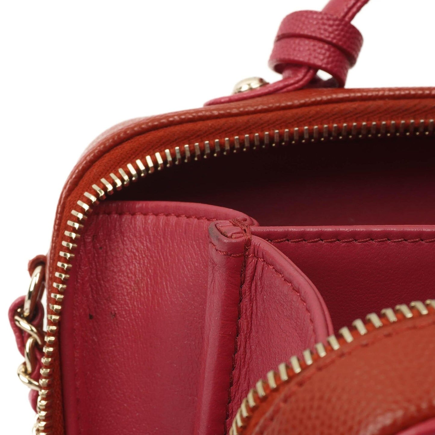 Chanel CC Filigree Small Vanity Case In Red And Pink Quilted Caviar Leather And Champagne Gold-Tone Hardware