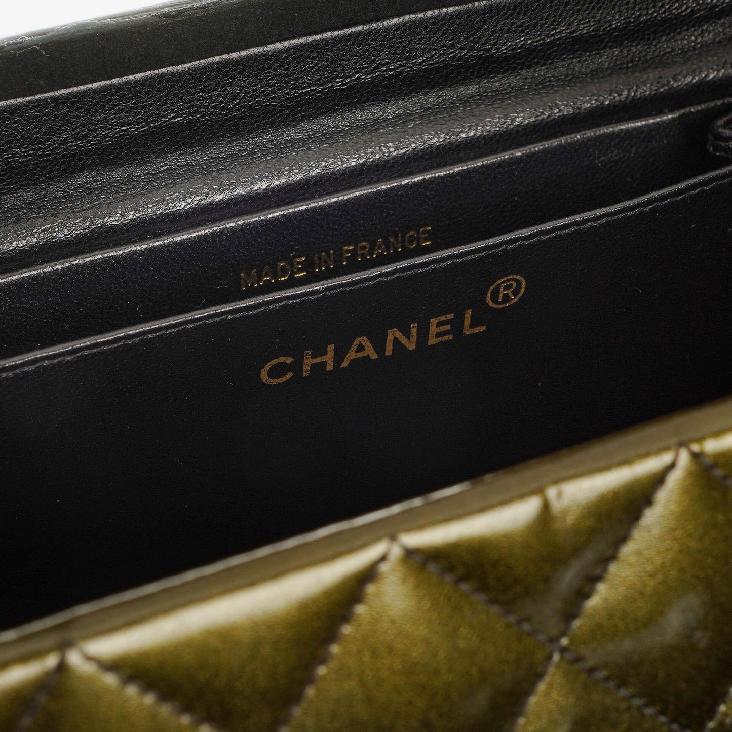 Chanel CC Vanity Case Olive Green Iridescent Quilted Patent Leather