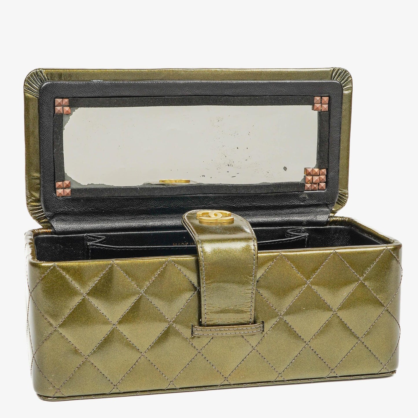 Chanel CC Vanity Case Olive Green Iridescent Quilted Patent Leather