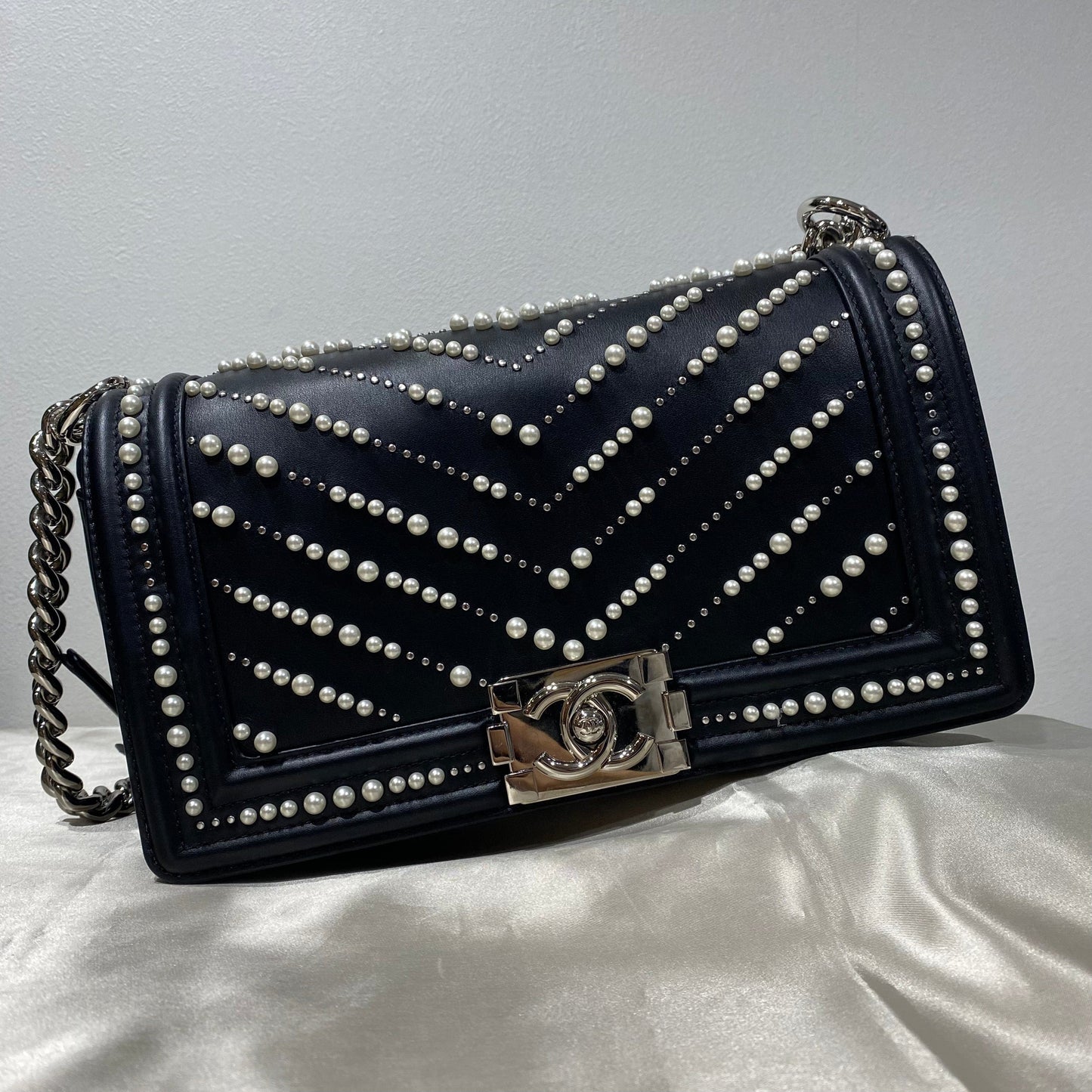 Chanel Shoulder Bag - Ewore Bags