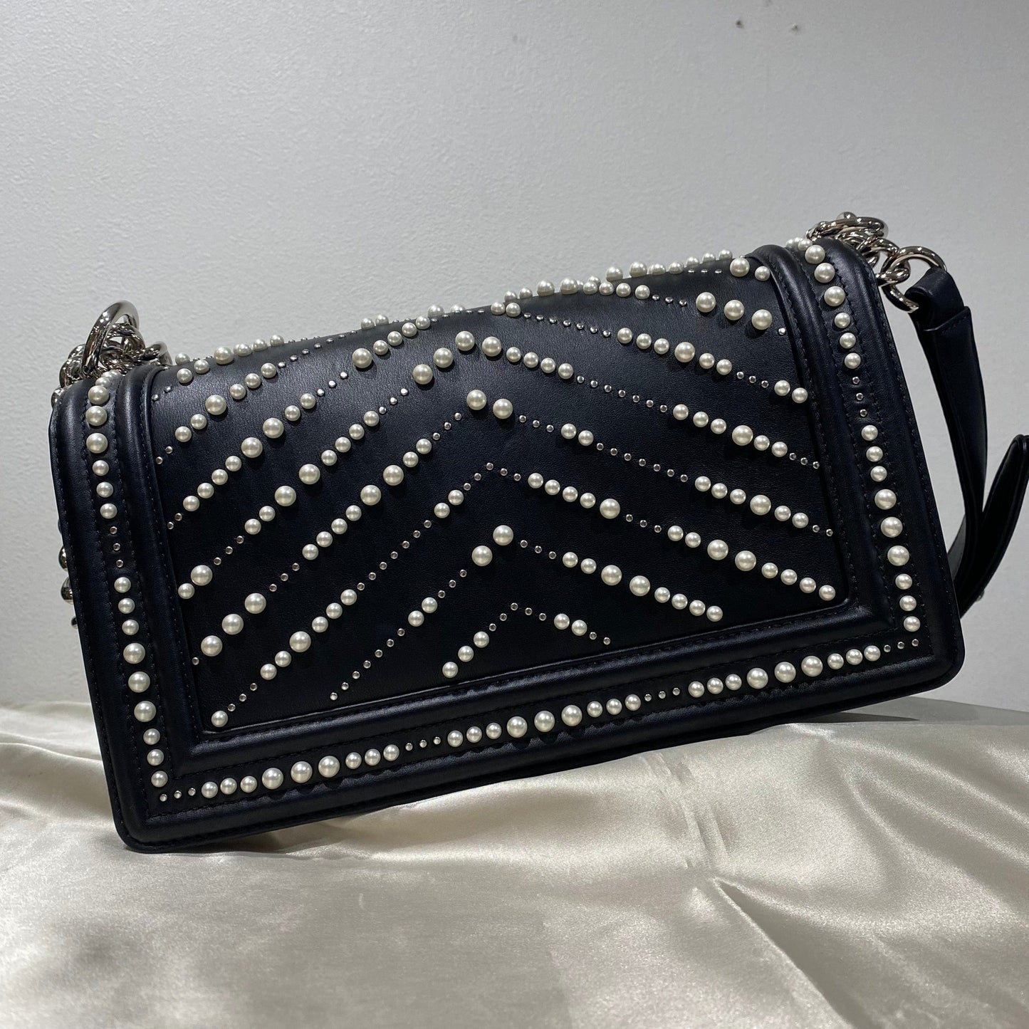 Chanel Shoulder Bag - Ewore Bags