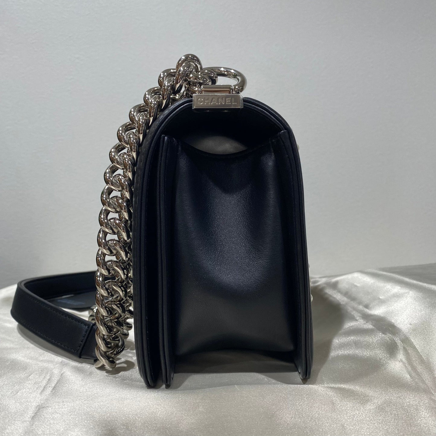 Chanel Shoulder Bag - Ewore Bags